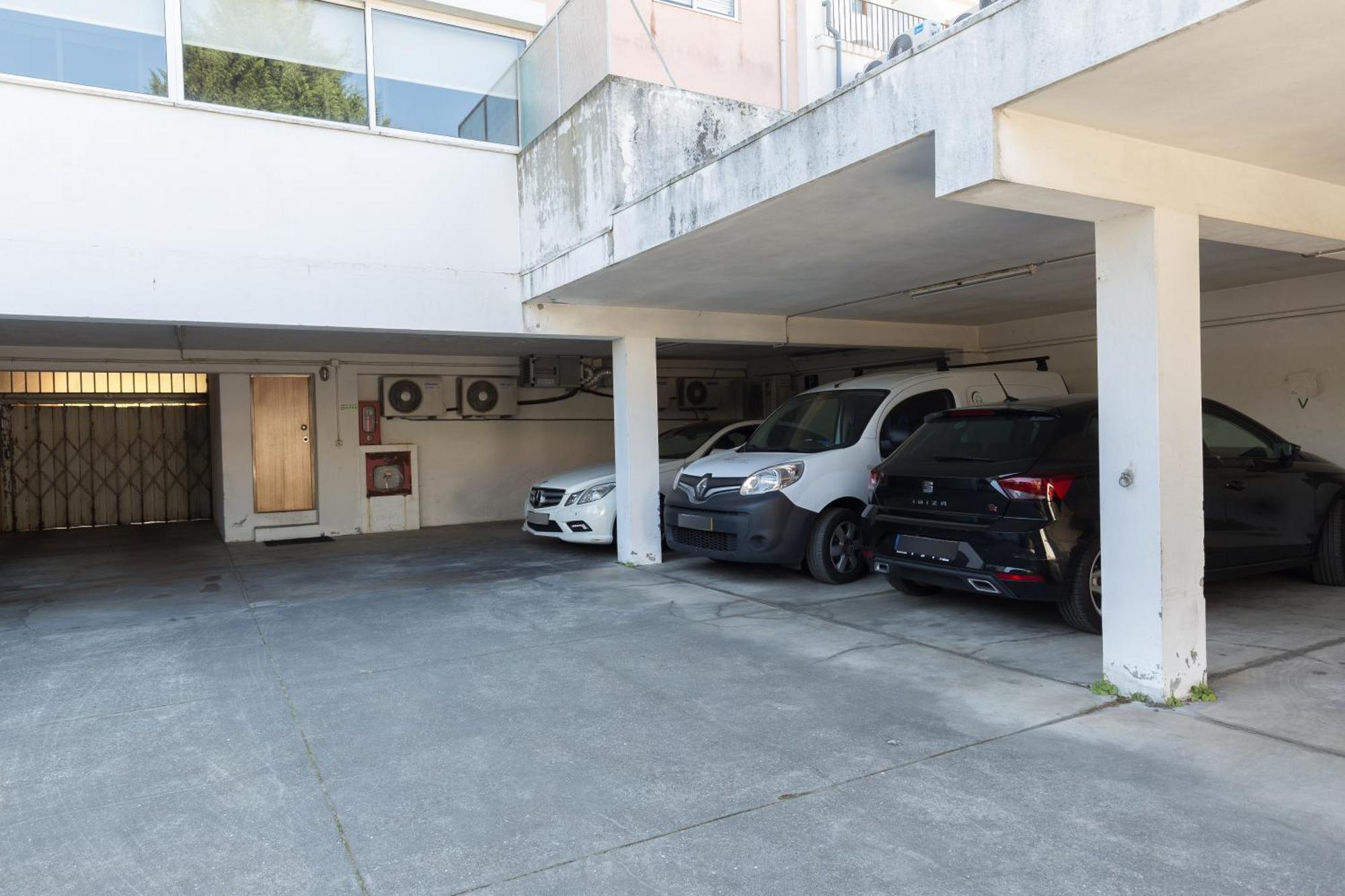 Апартаменти Host Wise - Charming Luxurious Flat With Garage Порту Екстер'єр фото